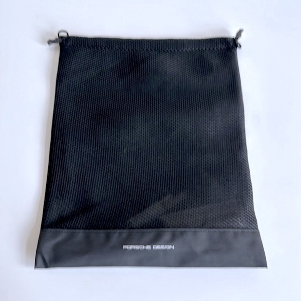 Porsche Design travel pouch for Lufthansa Airlines